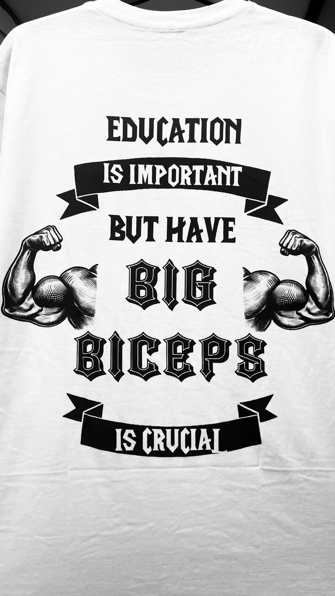 BIG BICEPS